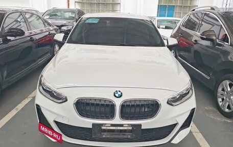 BMW 1 серия, 2023 год, 1 630 000 рублей, 3 фотография