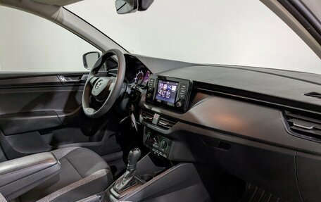 Skoda Rapid II, 2021 год, 1 225 000 рублей, 14 фотография