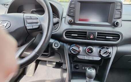 Hyundai Kona I, 2020 год, 1 600 066 рублей, 6 фотография