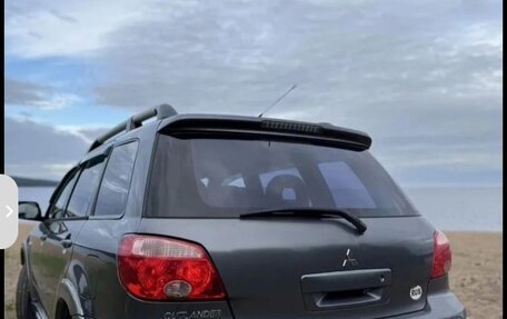 Mitsubishi Outlander III рестайлинг 3, 2006 год, 450 000 рублей, 2 фотография