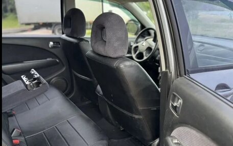 Mitsubishi Outlander III рестайлинг 3, 2006 год, 450 000 рублей, 8 фотография
