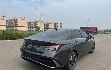 Hyundai Elantra, 2023 год, 1 370 007 рублей, 3 фотография