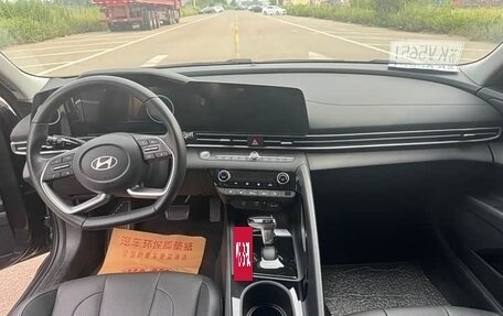 Hyundai Elantra, 2023 год, 1 370 007 рублей, 7 фотография