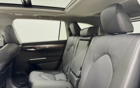Toyota Highlander, 2026 год, 5 500 000 рублей, 15 фотография