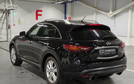 Infiniti QX70, 2014 год, 2 230 000 рублей, 7 фотография