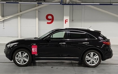 Infiniti QX70, 2014 год, 2 230 000 рублей, 8 фотография