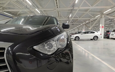 Infiniti QX70, 2014 год, 2 230 000 рублей, 17 фотография
