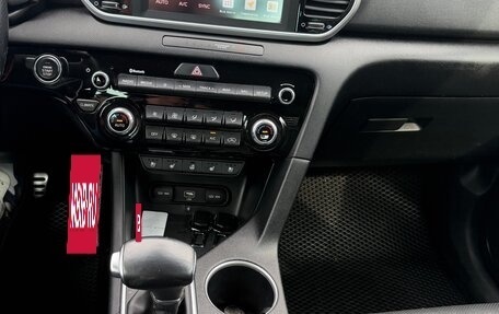 KIA Sportage IV рестайлинг, 2020 год, 2 500 000 рублей, 4 фотография