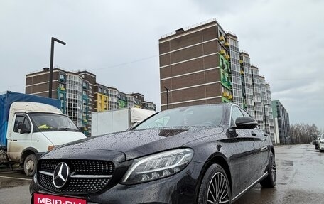 Mercedes-Benz C-Класс, 2019 год, 2 350 000 рублей, 2 фотография