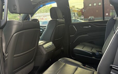 Cadillac Escalade V, 2022 год, 9 700 000 рублей, 7 фотография