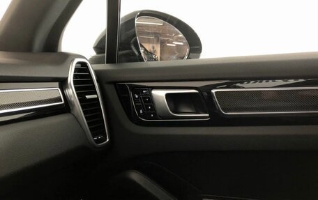 Porsche Cayenne III, 2018 год, 6 490 000 рублей, 10 фотография