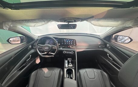 Hyundai Elantra, 2023 год, 1 550 000 рублей, 9 фотография