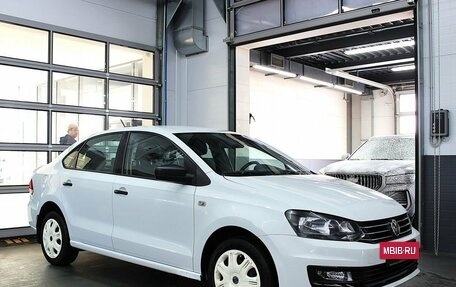 Volkswagen Polo VI (EU Market), 2016 год, 940 000 рублей, 3 фотография