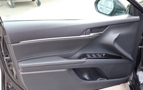 Toyota Camry, 2019 год, 2 150 000 рублей, 13 фотография