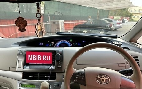 Toyota Estima III рестайлинг -2, 2010 год, 1 600 000 рублей, 2 фотография