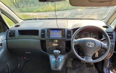 Toyota Corolla Spacio II, 2004 год, 595 000 рублей, 9 фотография