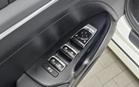 KIA K5, 2022 год, 2 390 000 рублей, 22 фотография