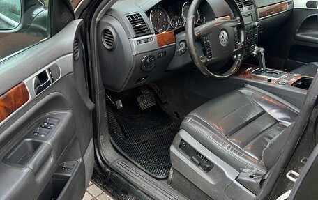 Volkswagen Touareg III, 2007 год, 690 000 рублей, 7 фотография