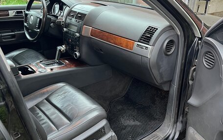 Volkswagen Touareg III, 2007 год, 690 000 рублей, 10 фотография