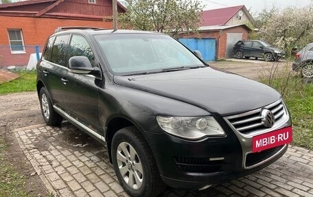 Volkswagen Touareg III, 2007 год, 690 000 рублей, 6 фотография
