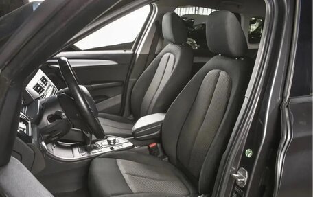 BMW X1, 2018 год, 1 700 000 рублей, 4 фотография