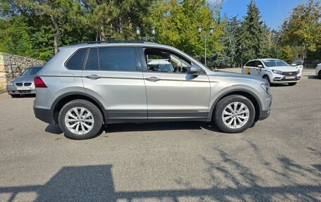 Volkswagen Tiguan II, 2020 год, 2 450 000 рублей, 3 фотография