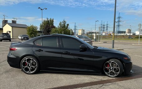 Alfa Romeo Giulia II, 2022 год, 3 990 000 рублей, 4 фотография