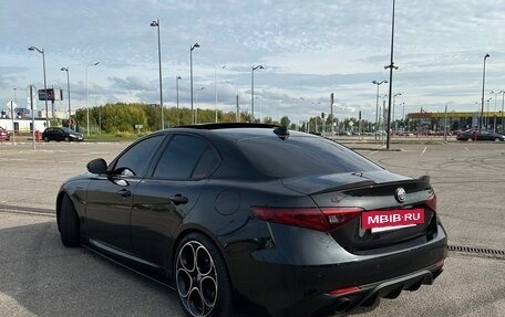 Alfa Romeo Giulia II, 2022 год, 3 990 000 рублей, 7 фотография