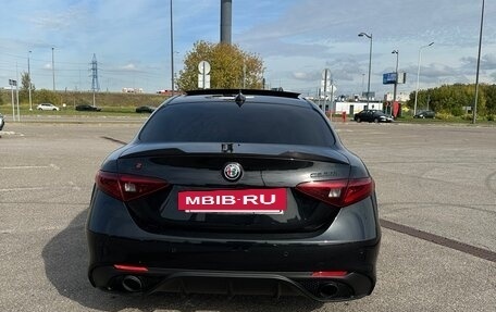 Alfa Romeo Giulia II, 2022 год, 3 990 000 рублей, 6 фотография