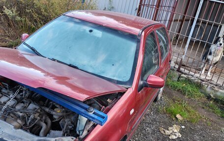 Volkswagen Polo III рестайлинг, 2001 год, 55 000 рублей, 3 фотография