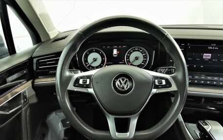 Volkswagen Touareg III, 2019 год, 3 775 750 рублей, 19 фотография