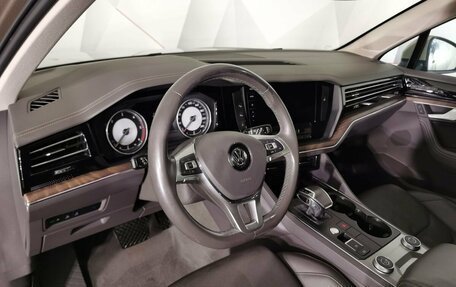 Volkswagen Touareg III, 2019 год, 3 775 750 рублей, 18 фотография