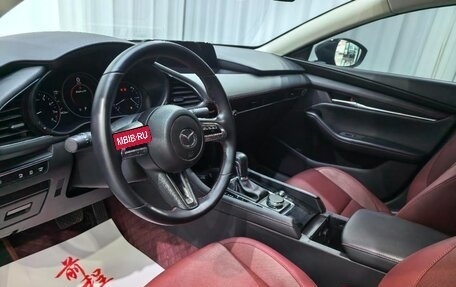Mazda 3, 2022 год, 1 660 000 рублей, 9 фотография