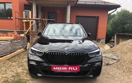 BMW X5, 2019 год, 9 000 000 рублей, 2 фотография