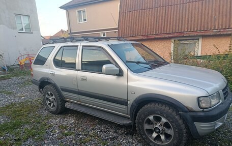 Opel Frontera B, 2001 год, 300 000 рублей, 13 фотография