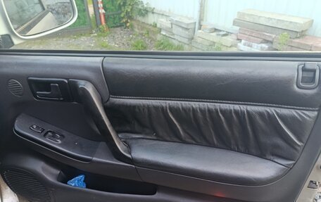 Opel Frontera B, 2001 год, 300 000 рублей, 15 фотография