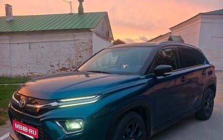 Toyota Urban Cruiser, 2023 год, 3 000 000 рублей, 28 фотография