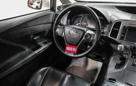 Toyota Venza I, 2013 год, 1 999 000 рублей, 17 фотография
