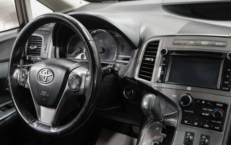 Toyota Venza I, 2013 год, 1 999 000 рублей, 20 фотография