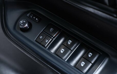 Toyota Noah III, 2014 год, 2 149 000 рублей, 15 фотография