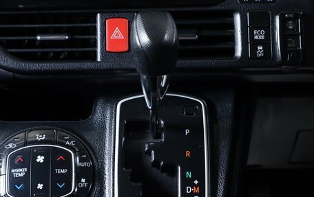 Toyota Noah III, 2014 год, 2 149 000 рублей, 14 фотография