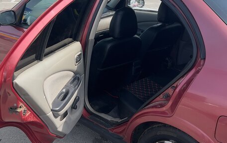 Nissan Almera, 2001 год, 135 000 рублей, 10 фотография