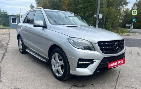 Mercedes-Benz M-Класс, 2013 год, 2 450 000 рублей, 3 фотография