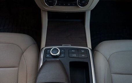 Mercedes-Benz GL-Класс, 2014 год, 4 500 000 рублей, 18 фотография