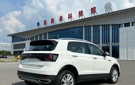 Volkswagen T-Cross I, 2022 год, 1 745 000 рублей, 9 фотография