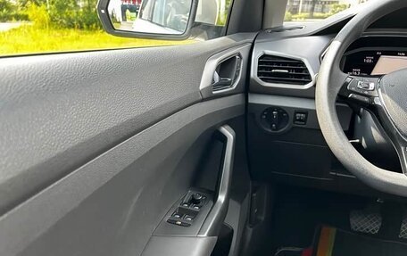 Volkswagen T-Cross I, 2022 год, 1 745 000 рублей, 11 фотография