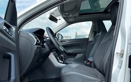 Volkswagen T-Cross I, 2022 год, 1 745 000 рублей, 13 фотография