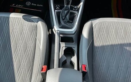 Volkswagen T-Cross I, 2022 год, 1 745 000 рублей, 19 фотография