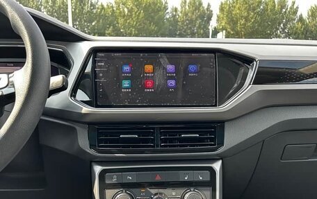 Volkswagen T-Cross I, 2022 год, 1 745 000 рублей, 20 фотография