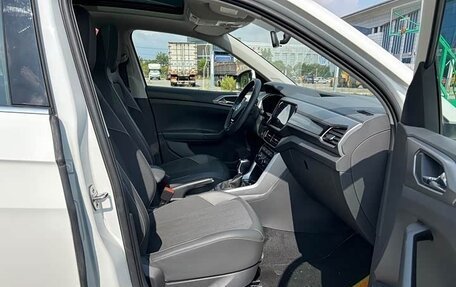 Volkswagen T-Cross I, 2022 год, 1 745 000 рублей, 22 фотография